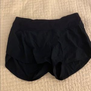 Lululemon speed up shorts 4 inch size 8